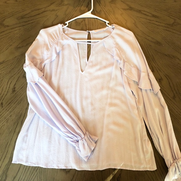 LUSH size M, light purple blouse,NWOT, never worn. - Picture 2 of 5